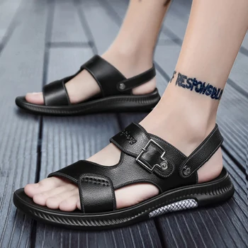 Yaz Trend Deri Sandalet Erkekler Açık Nefes Moda Marka plaj ayakkabısı Flip Flop Kapalı Slaytlar Terlik Düz 2021