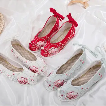 İlkbahar ve Yaz Düz İşlemeli Ayakkabı Bayan Çin Tarzı Kadınlar İçin Hanfu Maç kadın ayakkabısı Vintage Zarif İç Güçlendirici Ayakkabı