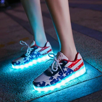2022 Yeni Usb Şarj Edilebilir Aydınlık Sneakers için ışıkları ile Kadın Erkek LED Ayakkabı ışıklı taban Yetişkin bayan