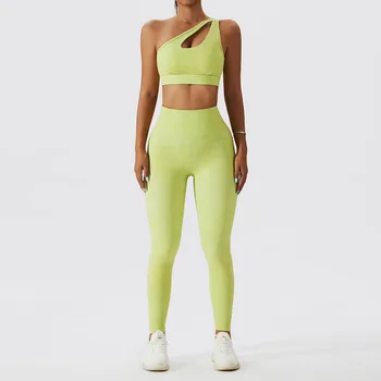 Kadınlar Yeşil Spor Sutyeni Ve Tayt Yoga Seti 2 Parça Spor Bayan Kıyafetler Spor Eşofman egzersiz kıyafetleri