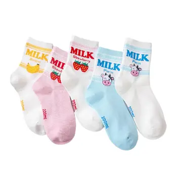 Nakış Muz Süt Çilek Desen kore Harajuku Komik Çorap Yumuşak Pamuk Çorap Çizgi film Meyve 37JB sevimli Sanat Çorap 