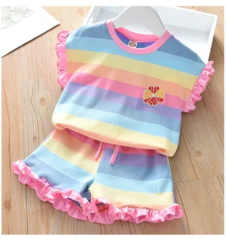 Bebek Kız Giyim Seti Yenidoğan İki Parçalı Set Ceket Bebek 2021 Yaz Erkek Gökkuşağı çizgili tişört + şort Çocuk Giyim Seti