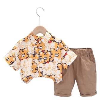 Yeni Yaz Bebek Erkek Giysileri Takım Elbise Çocuk Rahat Karikatür Gömlek Şort 2 adet / takım Toddler Moda Kostüm Bebek Çocuk Eşofman